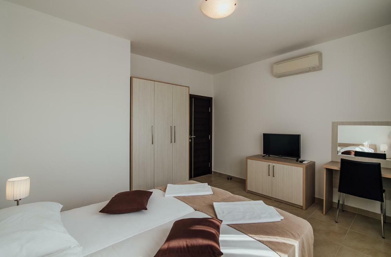 Vista Residence Herceg Novi Bagian luar foto